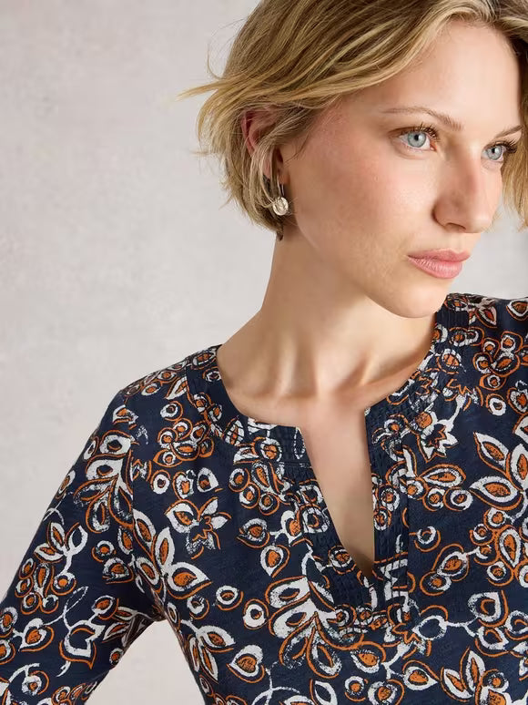 Weaver Notch Neck Tee by White Stuff in Navy